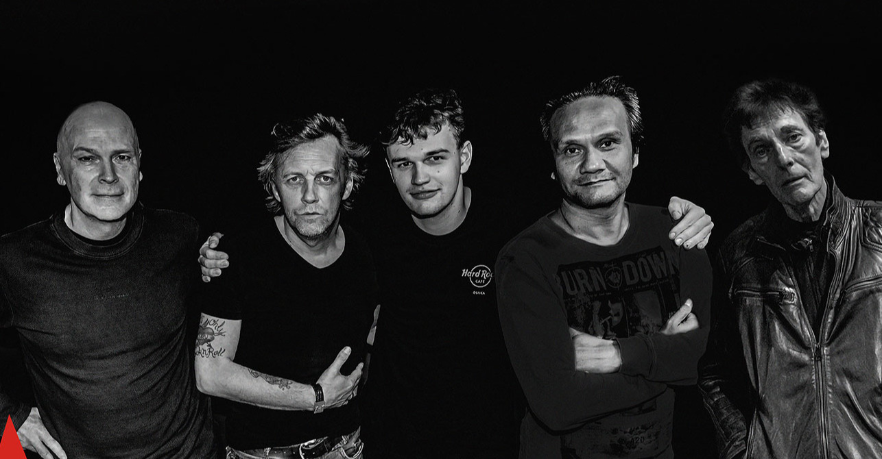 Wild Romance / Romanza Brava